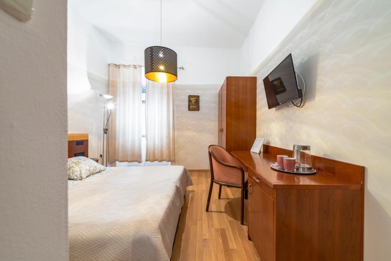 Kaboga Street Guest house